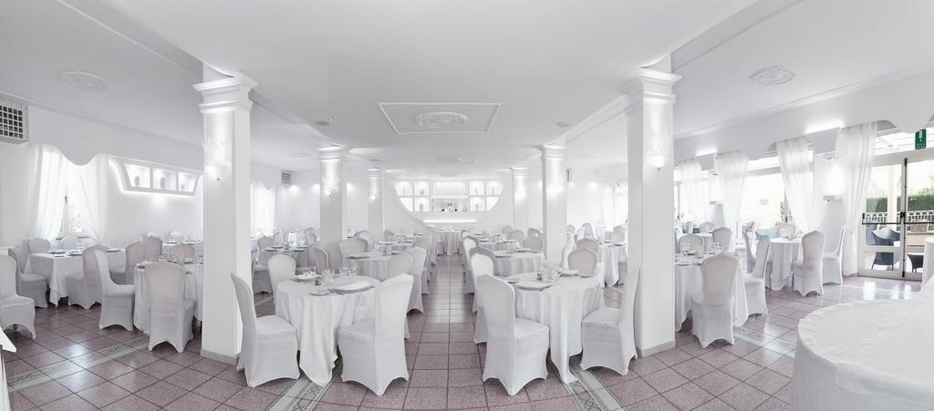 Hotel Sant'Agata Сант-Агата-суй-Дуе-Гольфі Екстер'єр фото