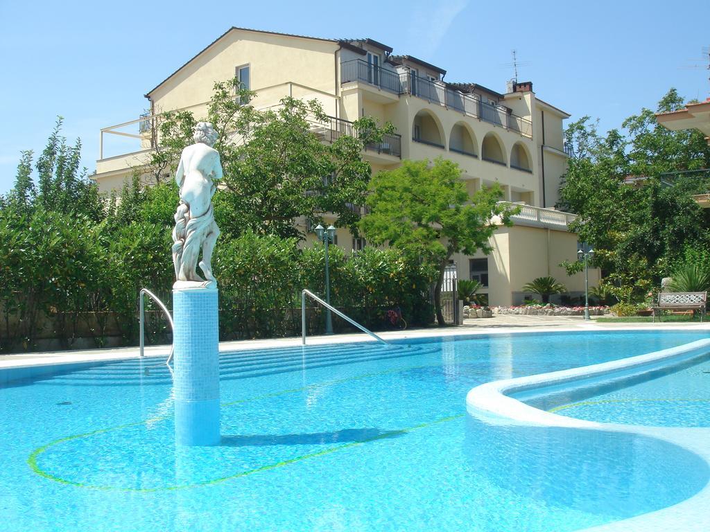 Hotel Sant'Agata Сант-Агата-суй-Дуе-Гольфі Екстер'єр фото